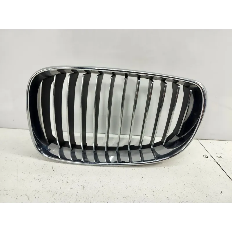 Calandre gauche bmw serie 1 e82/e88