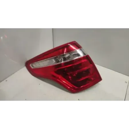 Feu arriere gauche citroen c4