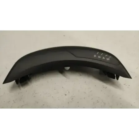 Casquette superieur tableau de bord citroen c4