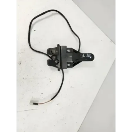 Serrure coffre arriere bmw serie 7 e38