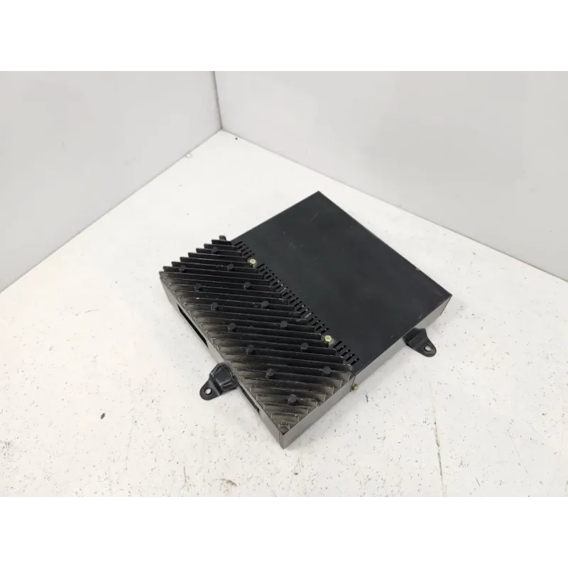 Amplificateur bmw serie 7 e38
