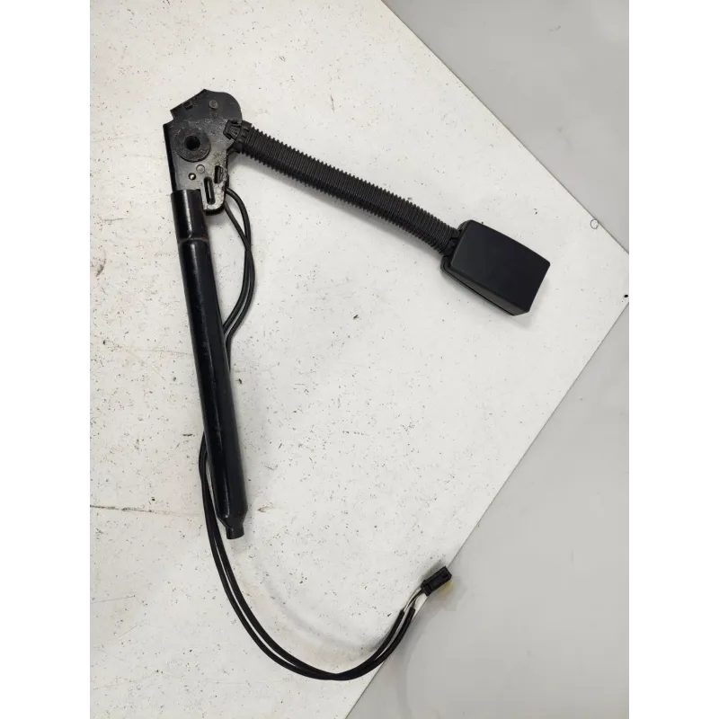 Pretensionneur avant gauche bmw serie 7 e65/e66