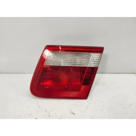 Feu arriere interieur droit bmw serie 3 e46