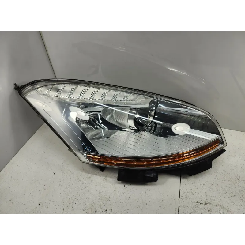 Phare droit citroen c4