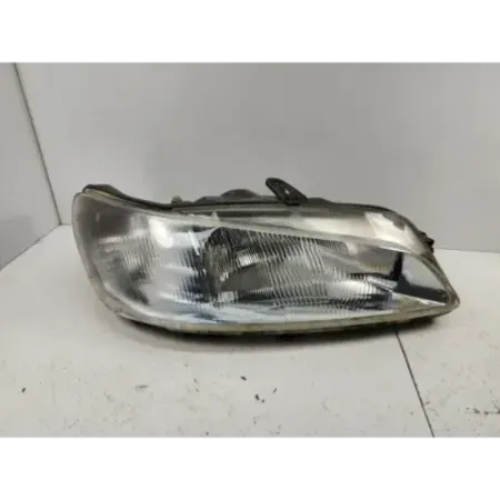 Phare droit peugeot 306
