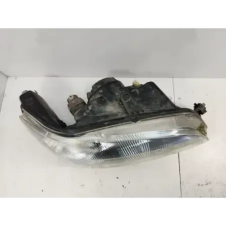 Phare droit peugeot 306
