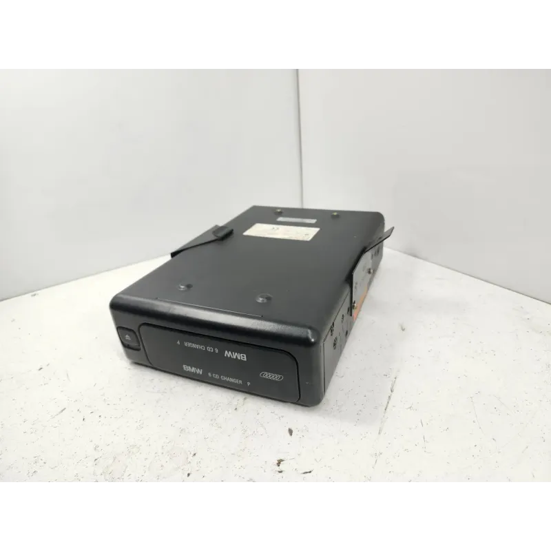 Lecteur / chargeur cd bmw serie 5 e34