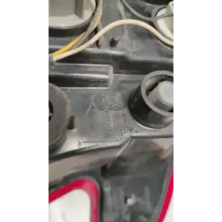 Feu arriere interieur droit renault megane 3 iii