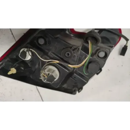 Feu arriere interieur droit renault megane 3 iii