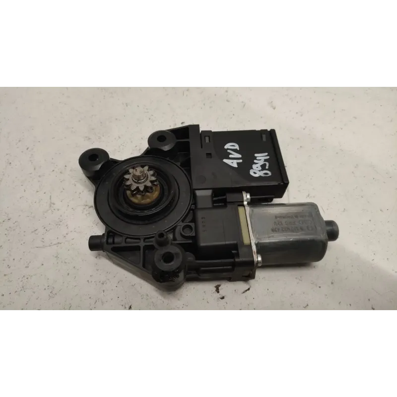 Moteur leve-glace avant droit renault megane 3 iii
