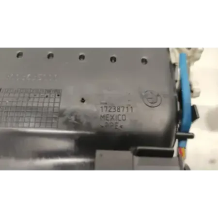 Grille aeration avant gauche bmw x3 f25