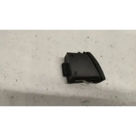 Bouton de warning bmw x3 e83