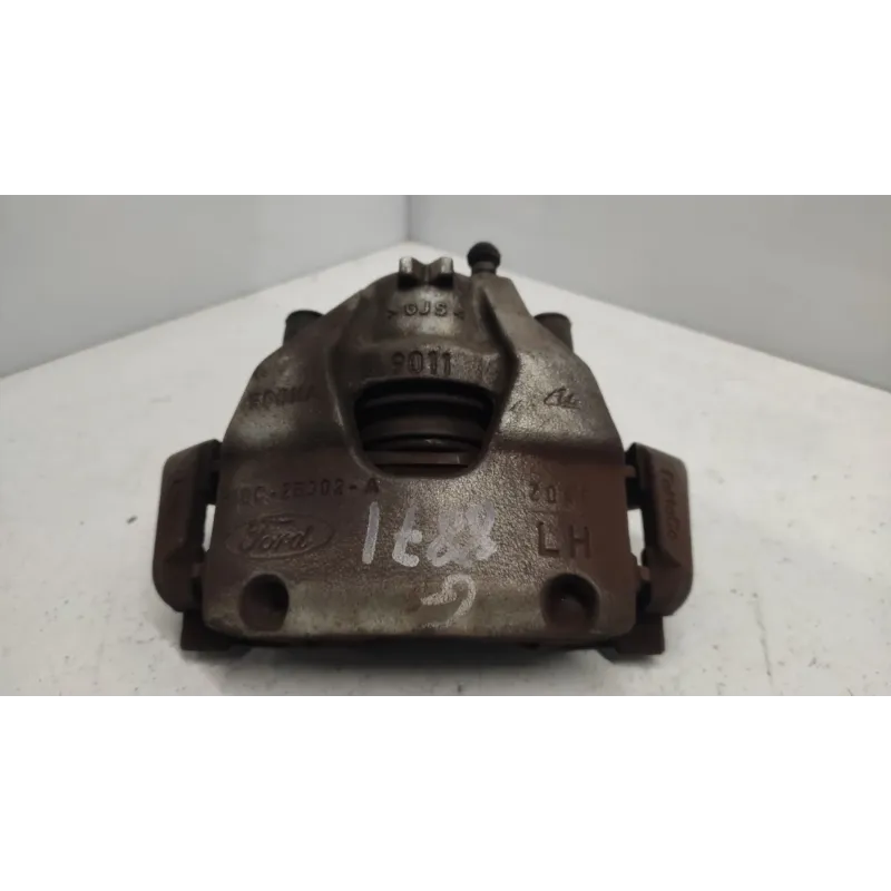 Etrier de frein avant gauche ford fiesta 7 vii