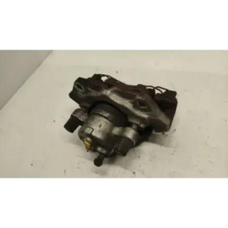 Etrier de frein avant gauche ford fiesta 7 vii