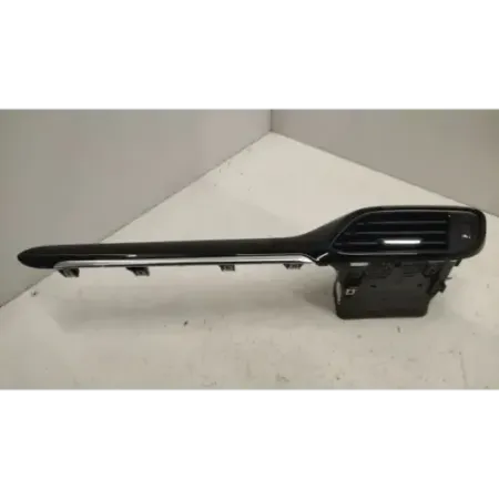 Grille aeration avant droite ford fiesta 7 vii