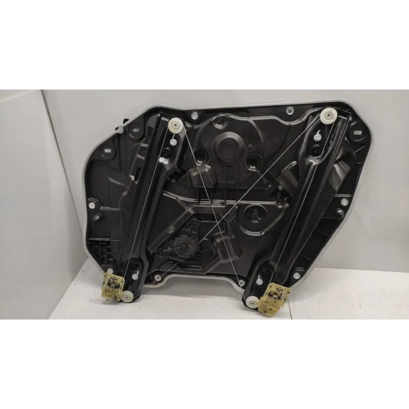 Mecanisme leve-glace avant gauche bmw serie 1 f40
