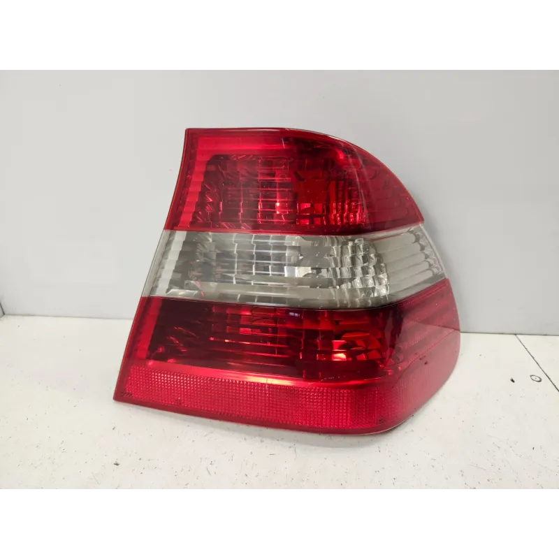 Feu arriere droit bmw serie 3 e46