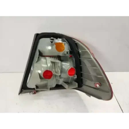 Feu arriere gauche bmw serie 3 e46