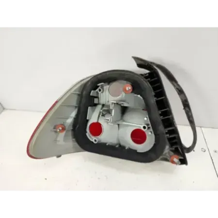 Feu arriere droit bmw serie 3 e46
