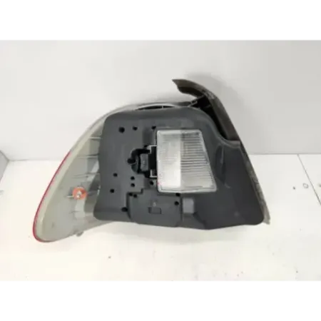 Feu arriere droit bmw serie 3 e46