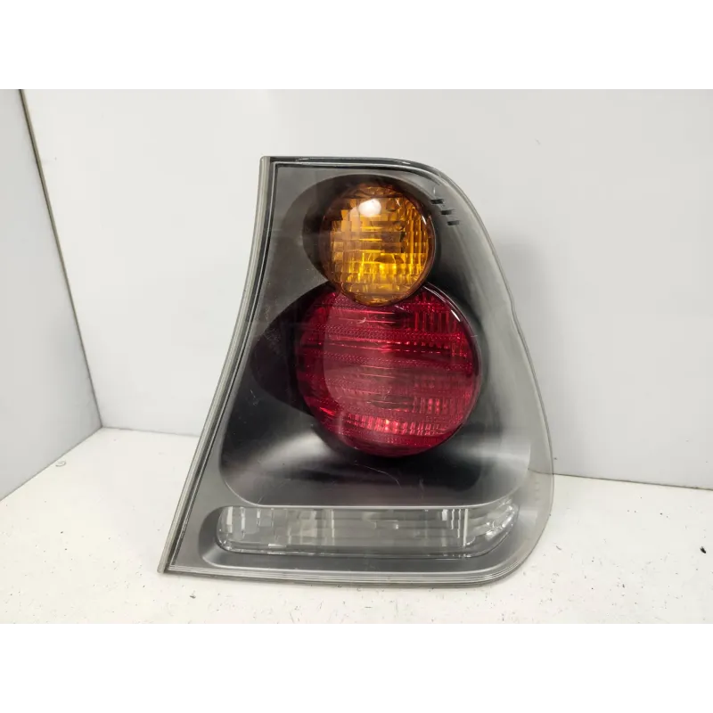 Feu arriere droit bmw serie 3 e46