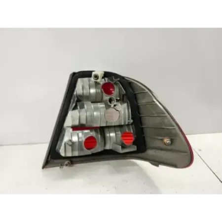 Feu arriere gauche bmw serie 3 e46