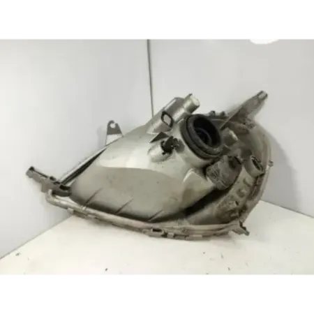 Phare droit toyota yaris