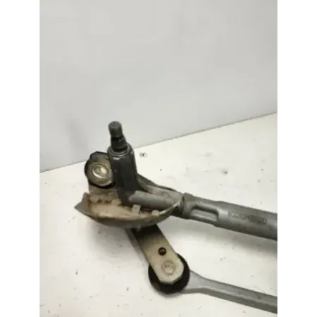 Mecanisme + moteur essuie-glace avant toyota yaris