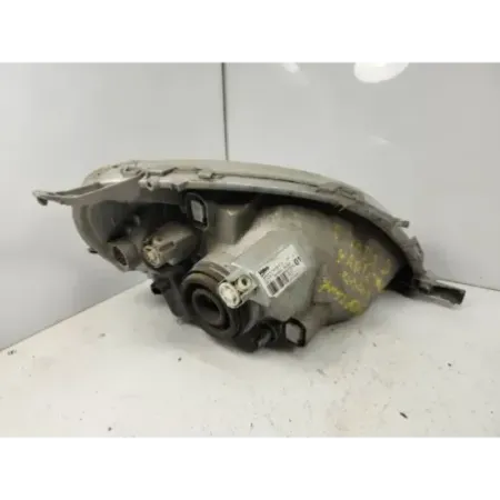 Phare gauche toyota yaris