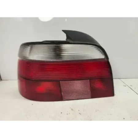 Feu arriere gauche bmw serie 5 e39
