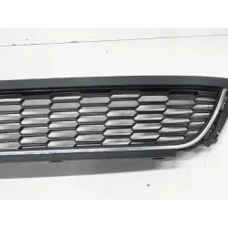 grille de pare choc avant centrale Polo 6R VW pièce d'occasion 