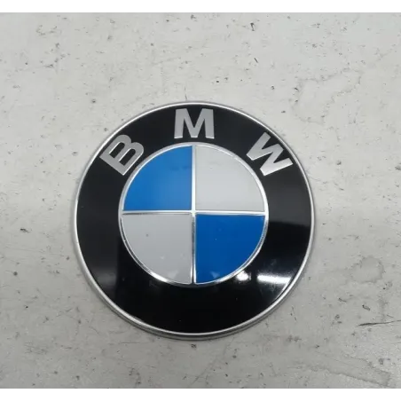 emblème D: 82 mm F20/F22/F30/F32 BMW pièce d'occasion
