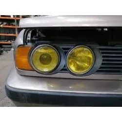 phare avant droit jaune -09/88 E34/E32 BMW pièce d'occasion