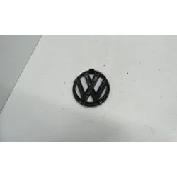 Embleme avant Volkswagen Polo 6R pièce d'occasion