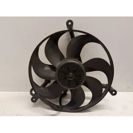 Ventilateur de radiateur VW New Beetle/Golf 4/Polo 9N/ Audi A3 8L/ Seat Ibiza 6L/ Leon 6L/ Skoda Fabia 2 pièce d'occasion