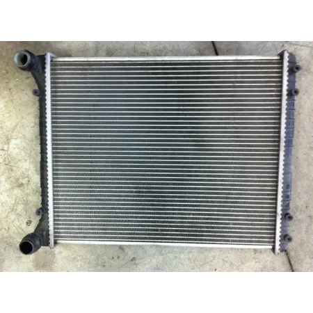 radiateur d'eau 468mm 8Z0121251D Audi A2 8Z 00 à 05 d'occasion 