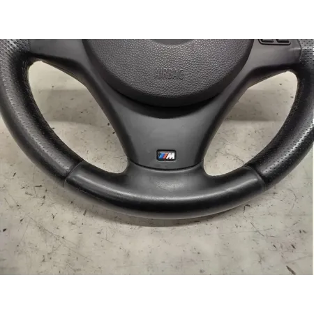 Volant M multifonction E81/E87/E90/E92/E84 BMW pièce d'occasion