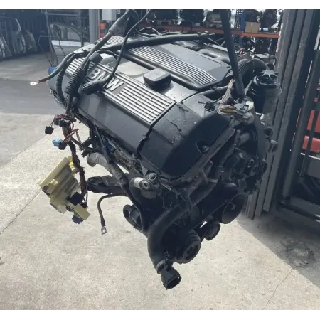 moteur 286S2 328i/ci Série 3 E46 BMW pièce d'occasion