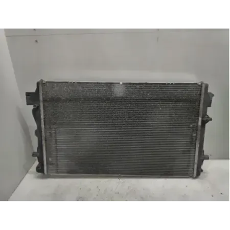 radiateur d'eau 1.4i CAVE/CAVF A1/Ibiza/Fabia/Polo AUDI/SEAT/VW pièce d'occasion