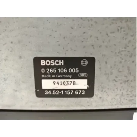 calculateur ABS 0265106005 -09/90 Série 7 E32 BMW pièce d'occasion