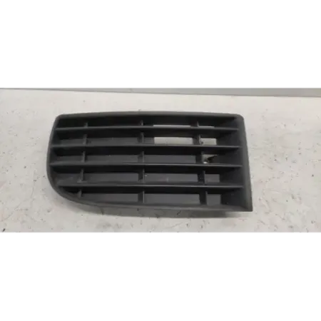 grille de pare choc avant gauche avec AB VW Golf 5 03 à 08 d'occasion