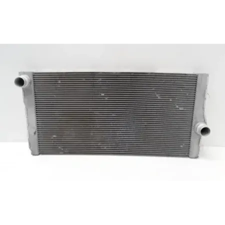 radiateur d'eau BVM 520d/525D/530D F10/F11 BMW pièce d'occasion