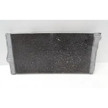 radiateur d'eau BVM 520d/525D/530D F10/F11 BMW pièce d'occasion