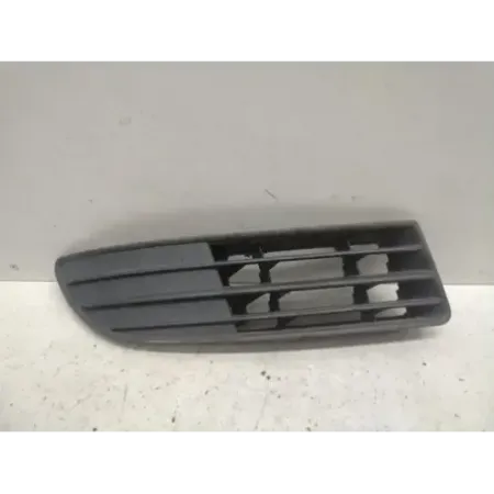 grille de pare choc avant droit sans trou AB VW Polo 9N3 pièce d'occasion 