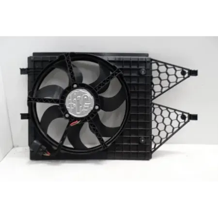 Bloc ventilateur moteur Audi A1 Audi pièce d'occasion