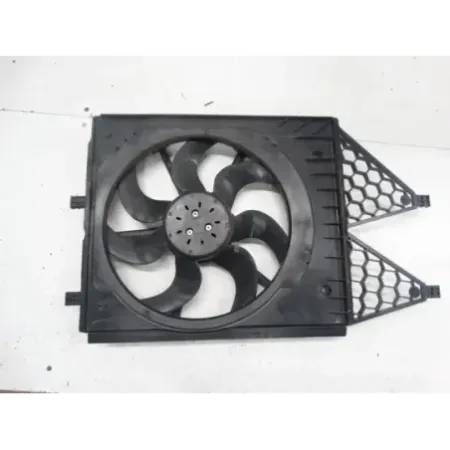 Ventilateur moteur A1/Ibiza 6J/Polo 6R pièce Audi d'occasion