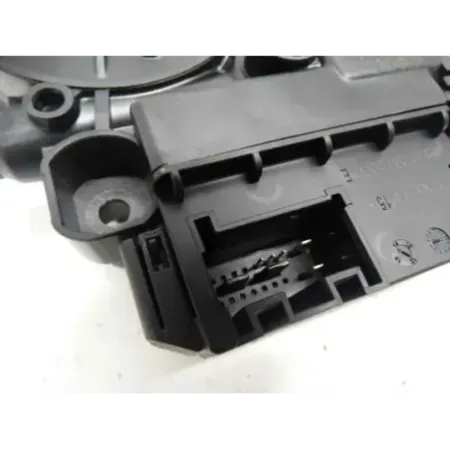 Moteur leve-glace arriere droit