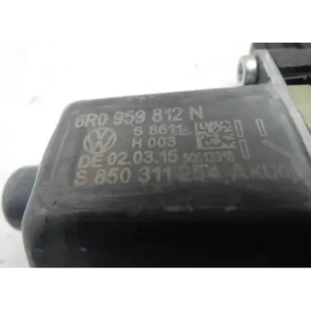 Moteur leve-glace arriere droit