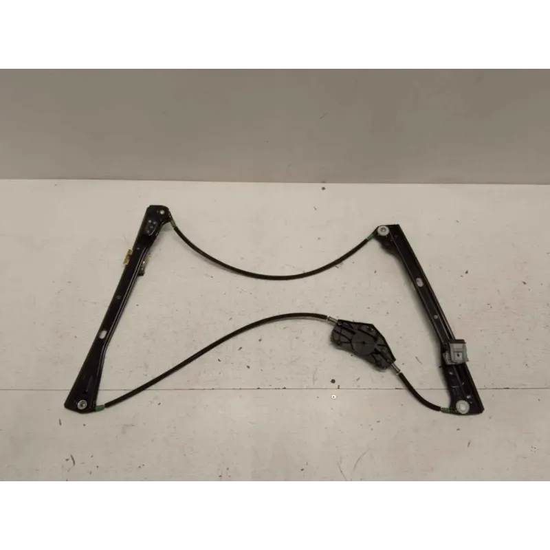 Leve-vitre avant droit volkswagen golf 5 v