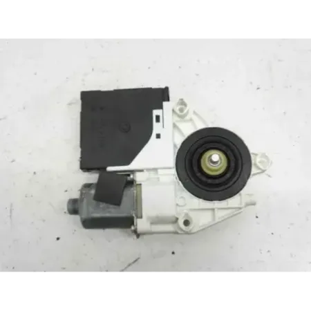 Moteur leve-glace avant droit audi a3 8p